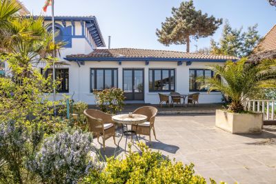 villa 10 Pièces en vente sur ARCACHON (33120) Vente Villa Arcachon 10 Pièces 326 m²