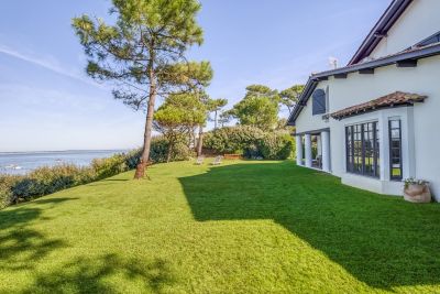 villa 11 Pièces en vente sur PYLA SUR MER (33115) Vente Villa Pyla-sur-Mer 11 Pièces 4000 m²