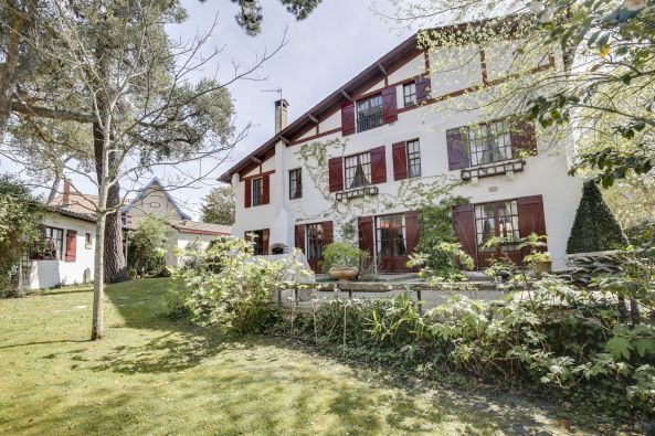 Vente Maison Arcachon 11&nbsp;Pièces 380&nbsp;m²