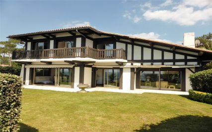 maison 9 Pièces en vente sur PYLA SUR MER (33115) Vente Maison Pyla-sur-Mer 9 Pièces 273 m²