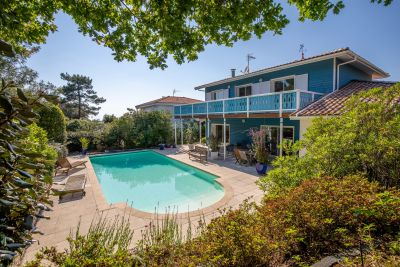 house 6 Rooms for sale on PYLA SUR MER (33115) Sale House Pyla-sur-Mer 6 Rooms 230 m²