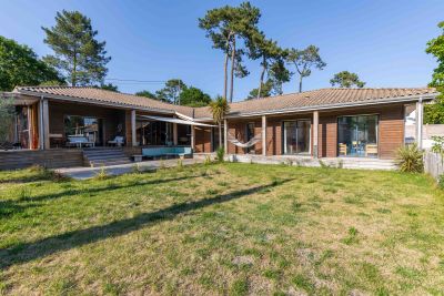 house 7 Rooms for sale on PYLA SUR MER (33115) Sale House Pyla-sur-Mer 7 Rooms 174 m²