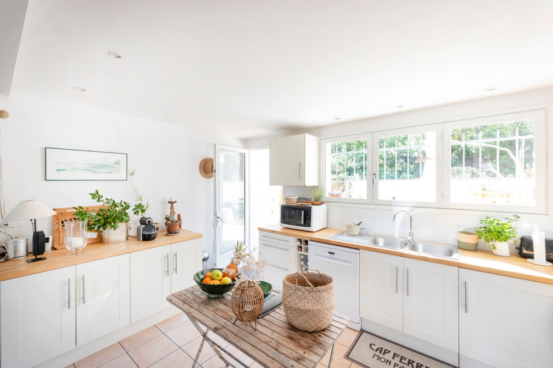 house 5 Rooms for sale on CAP FERRET (33970)
