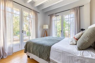 house 6 Rooms for sale on CAP FERRET (33970)