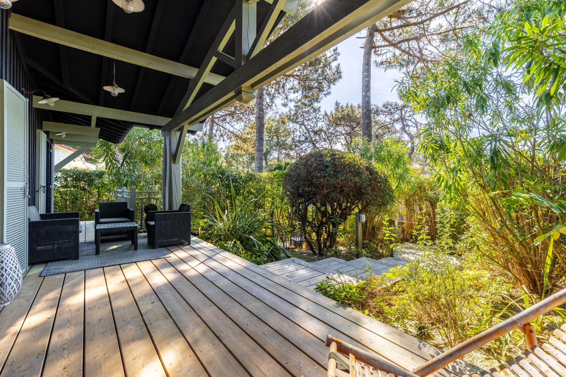 house 7 Rooms for sale on CAP FERRET (33970)
