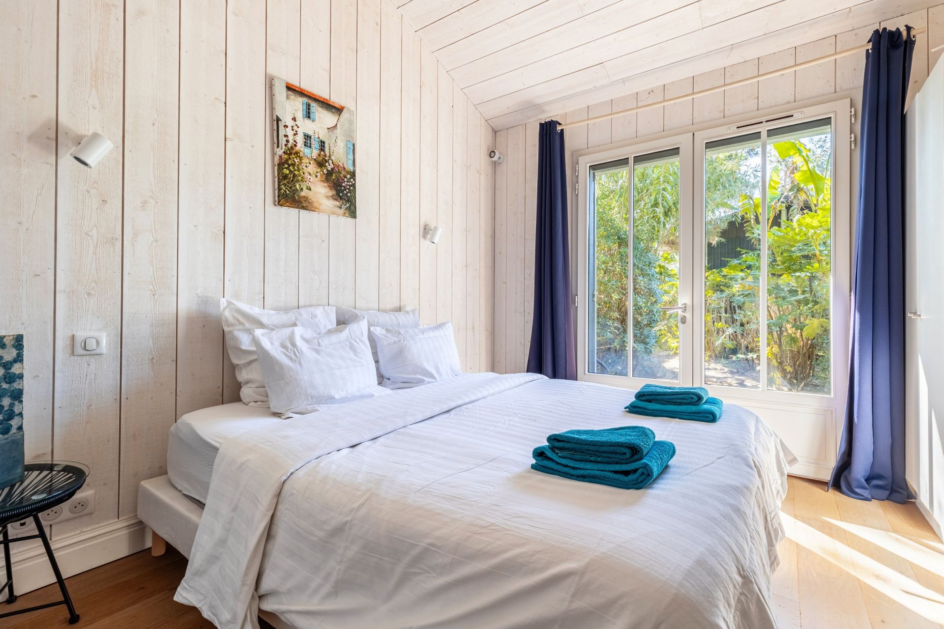 house 7 Rooms for sale on CAP FERRET (33970)