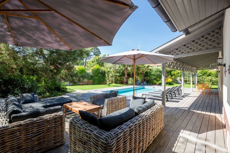 house 6 Rooms for sale on ARCACHON (33120)
