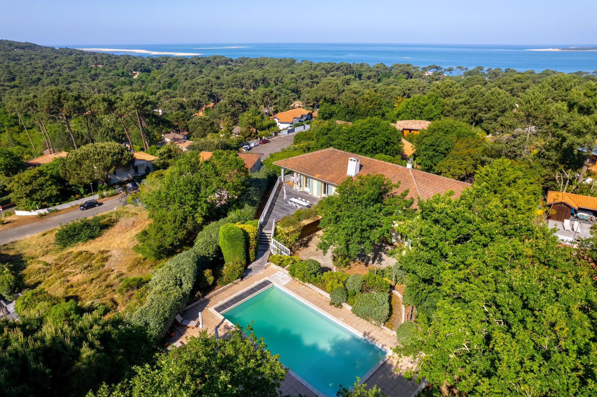 house 8 Rooms for sale on PYLA SUR MER (33115)