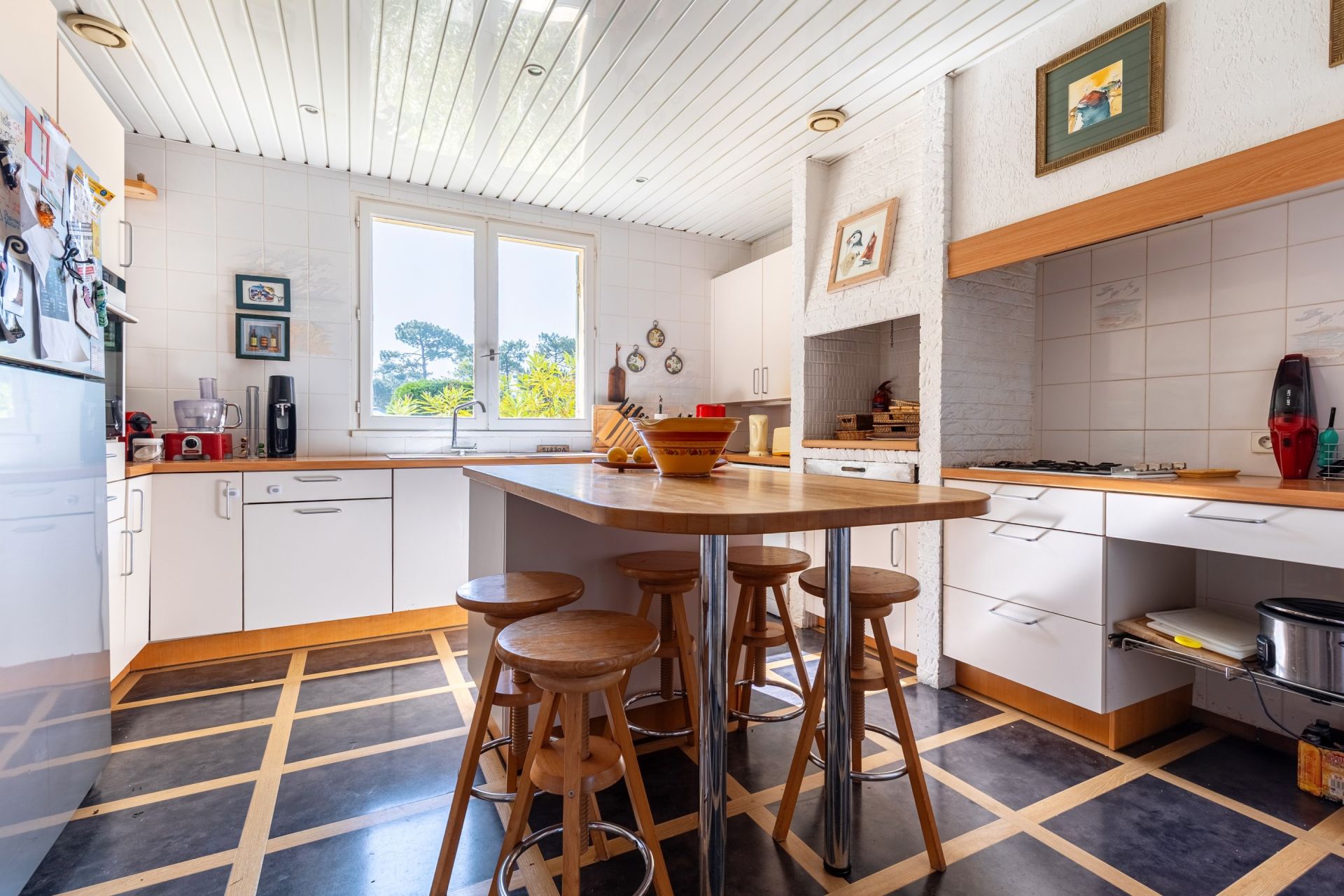 house 8 Rooms for sale on PYLA SUR MER (33115)