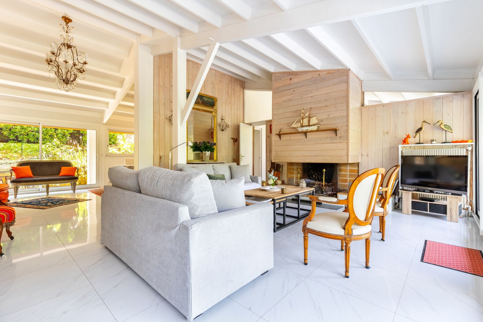 house 8 Rooms for sale on PYLA SUR MER (33115)