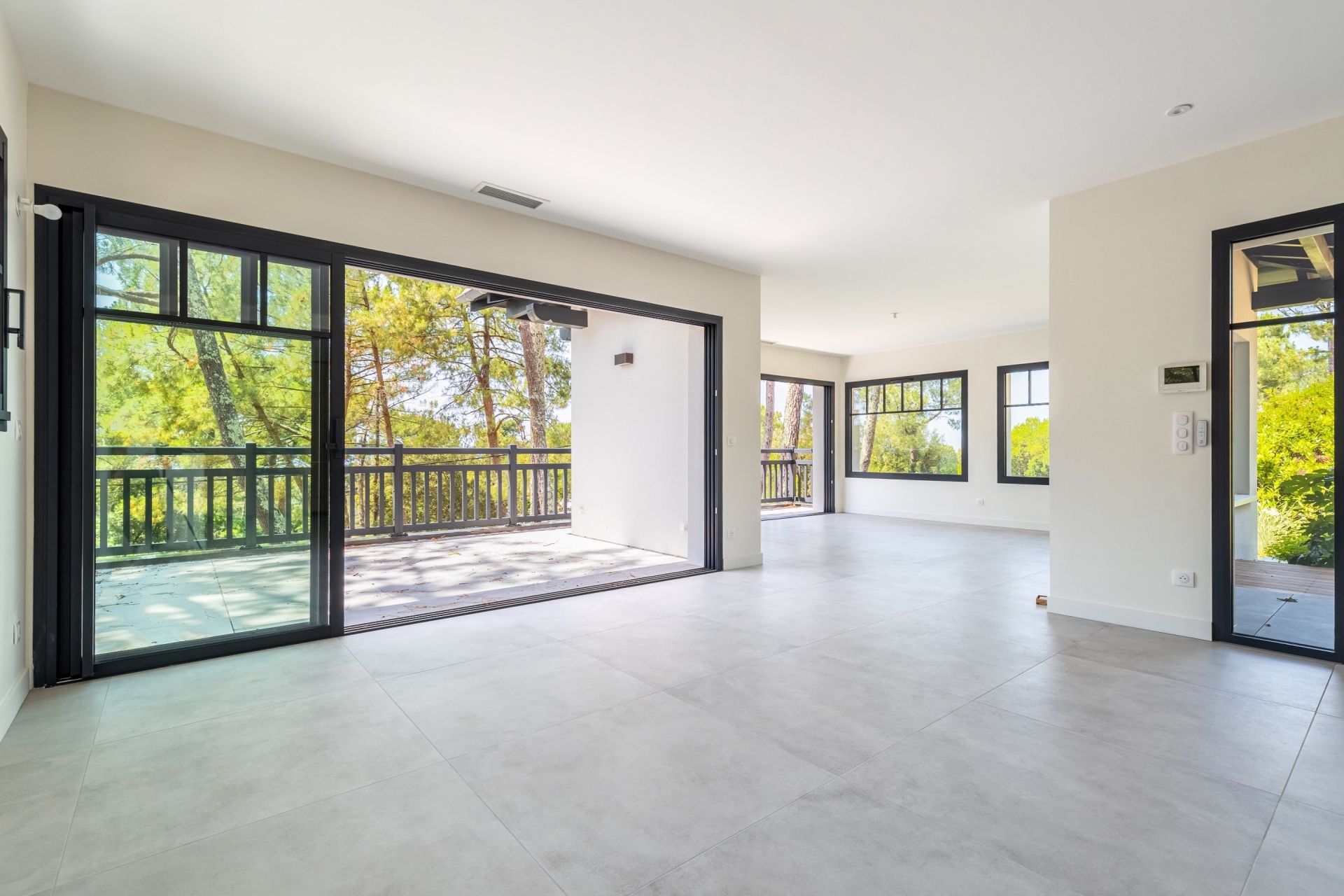 house 9 Rooms for sale on PYLA SUR MER (33115)