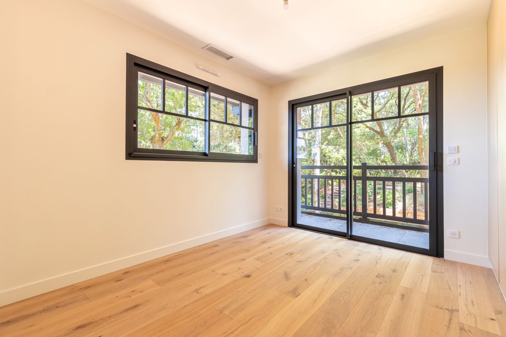 house 9 Rooms for sale on PYLA SUR MER (33115)