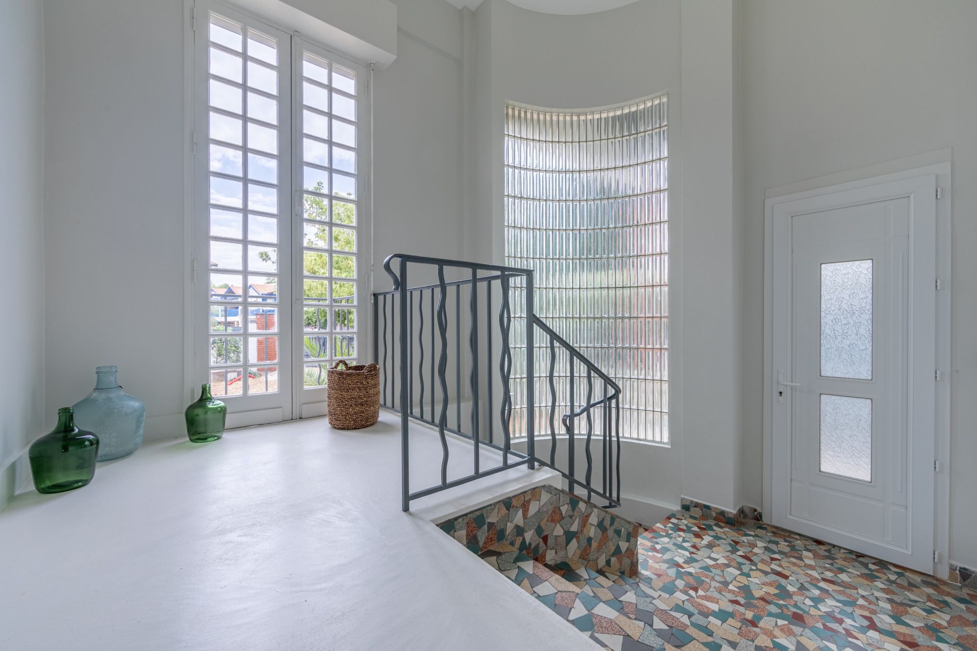 house 10 Rooms for sale on CAP FERRET (33970)