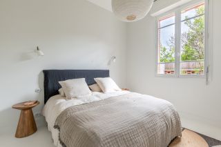 house 10 Rooms for sale on CAP FERRET (33970)