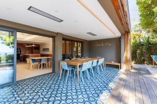 house 9 Rooms for sale on CAP FERRET (33970)