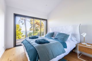 house 9 Rooms for sale on CAP FERRET (33970)