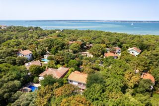 house 9 Rooms for sale on ARCACHON (33120)
