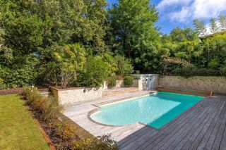 house 9 Rooms for sale on ARCACHON (33120)