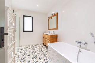 house 5 Rooms for sale on PYLA SUR MER (33115)