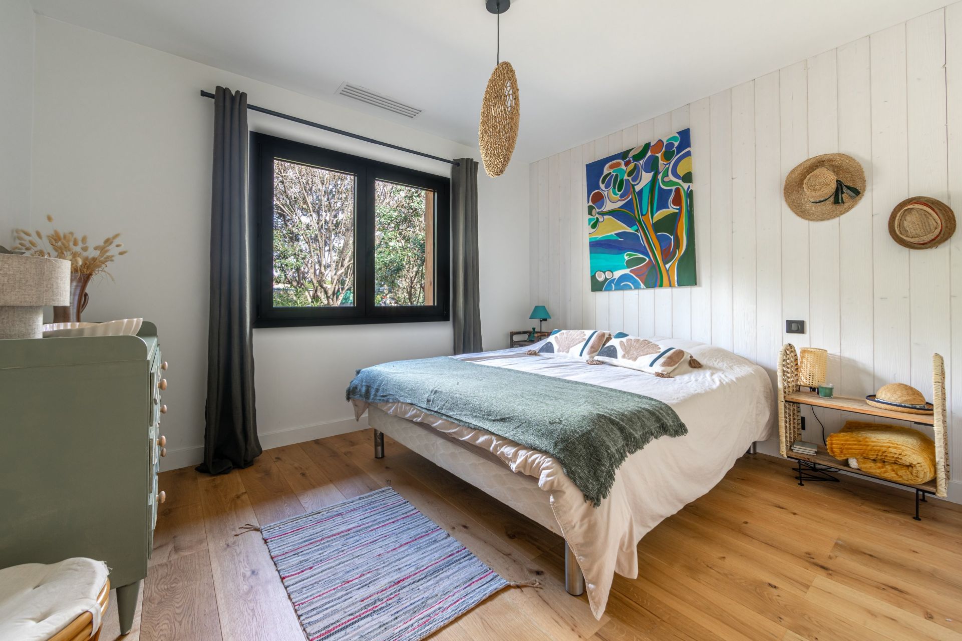 house 6 Rooms for sale on CAP FERRET (33970)