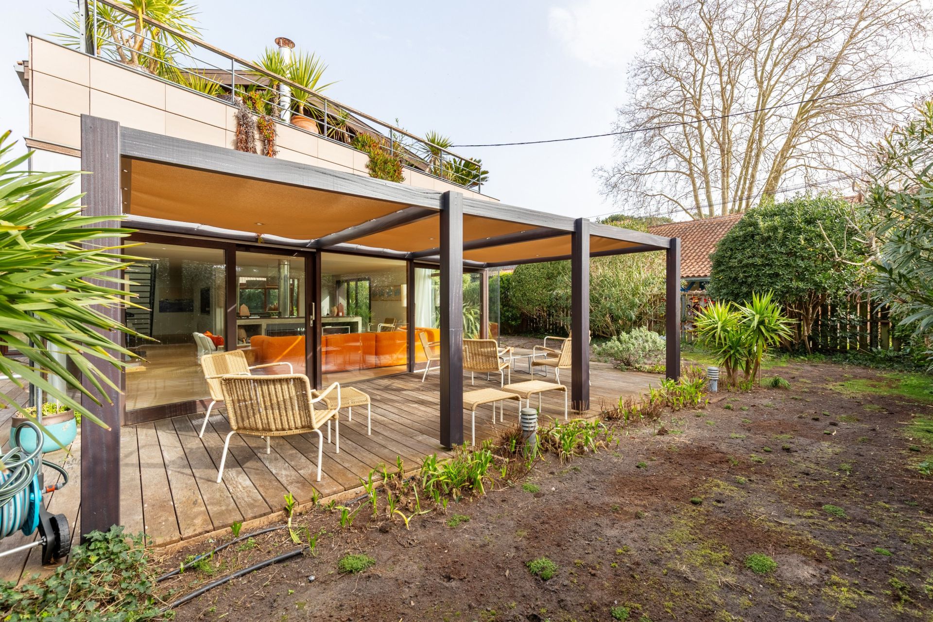 house 7 Rooms for sale on CAP FERRET (33970)