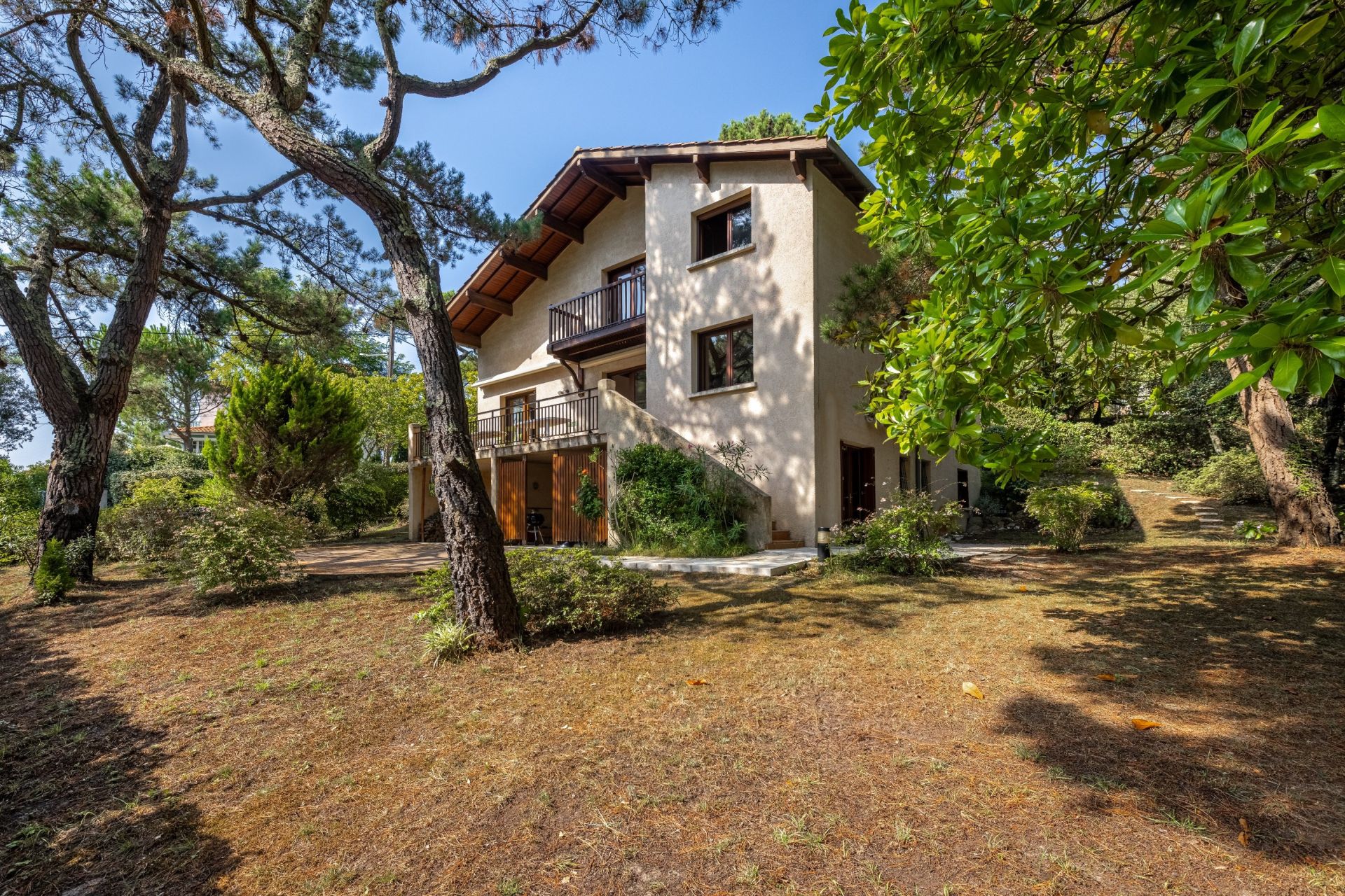 house 8 Rooms for sale on ARCACHON (33120)