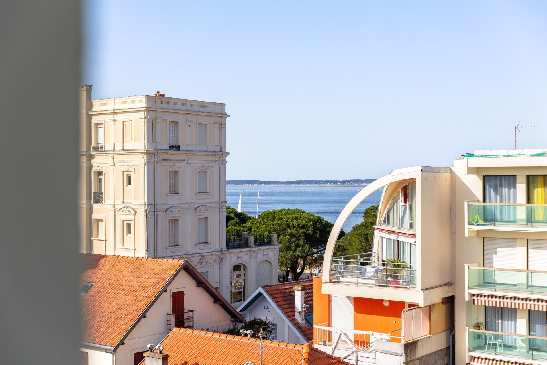 apartment 3 Rooms for sale on ARCACHON (33120)