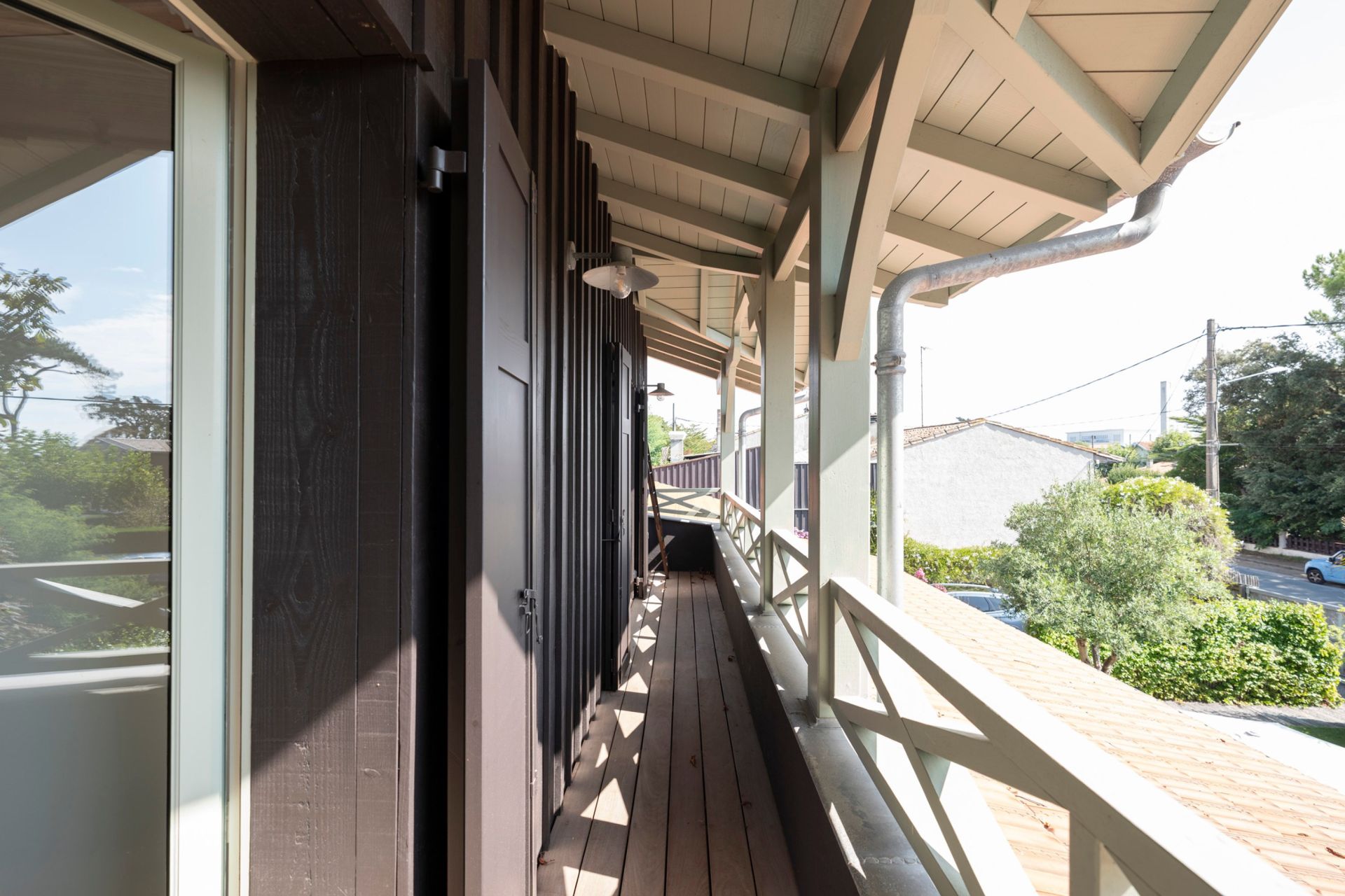 house 11 Rooms for sale on CAP FERRET (33970)