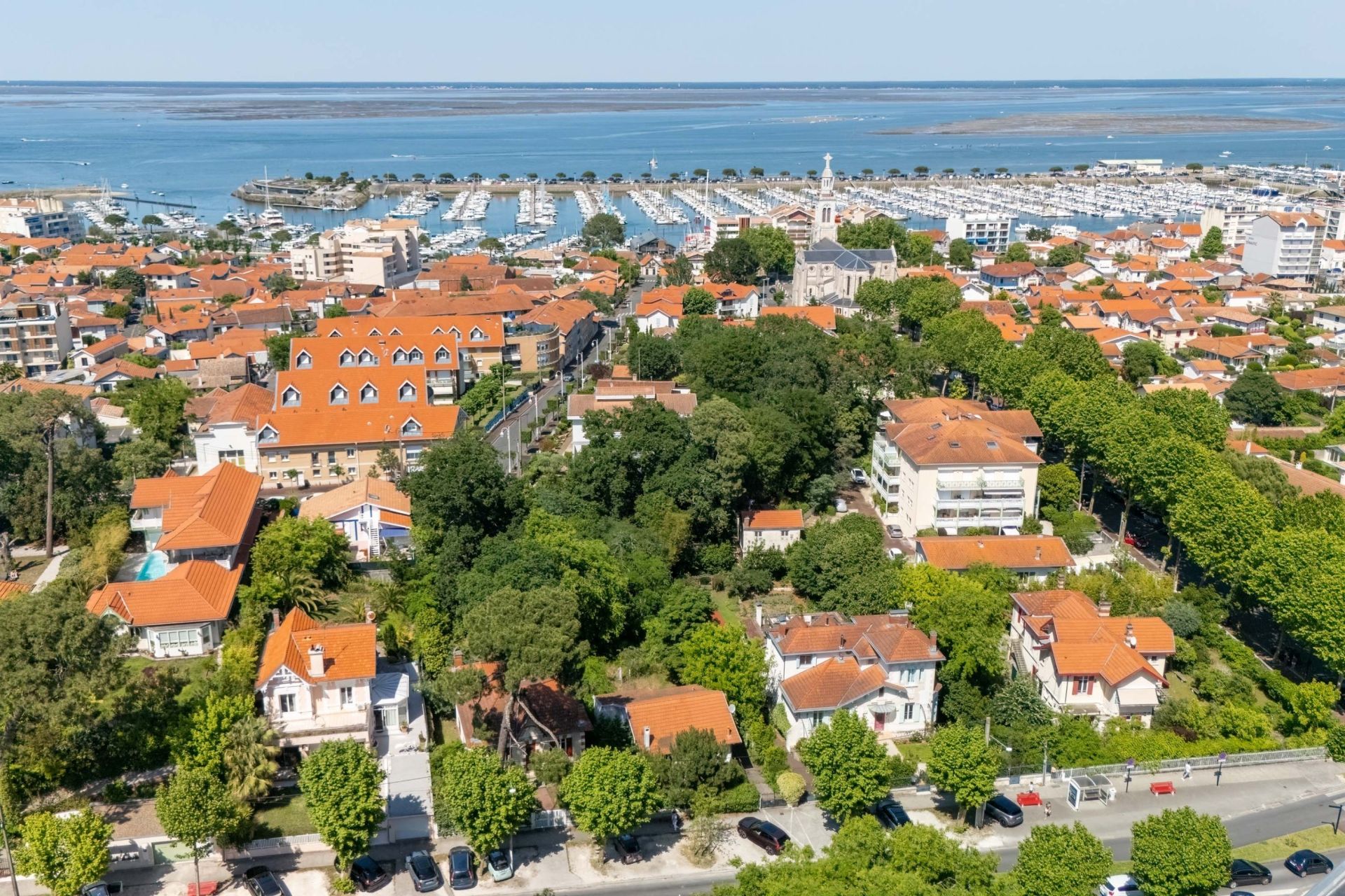 house 6 Rooms for sale on ARCACHON (33120)