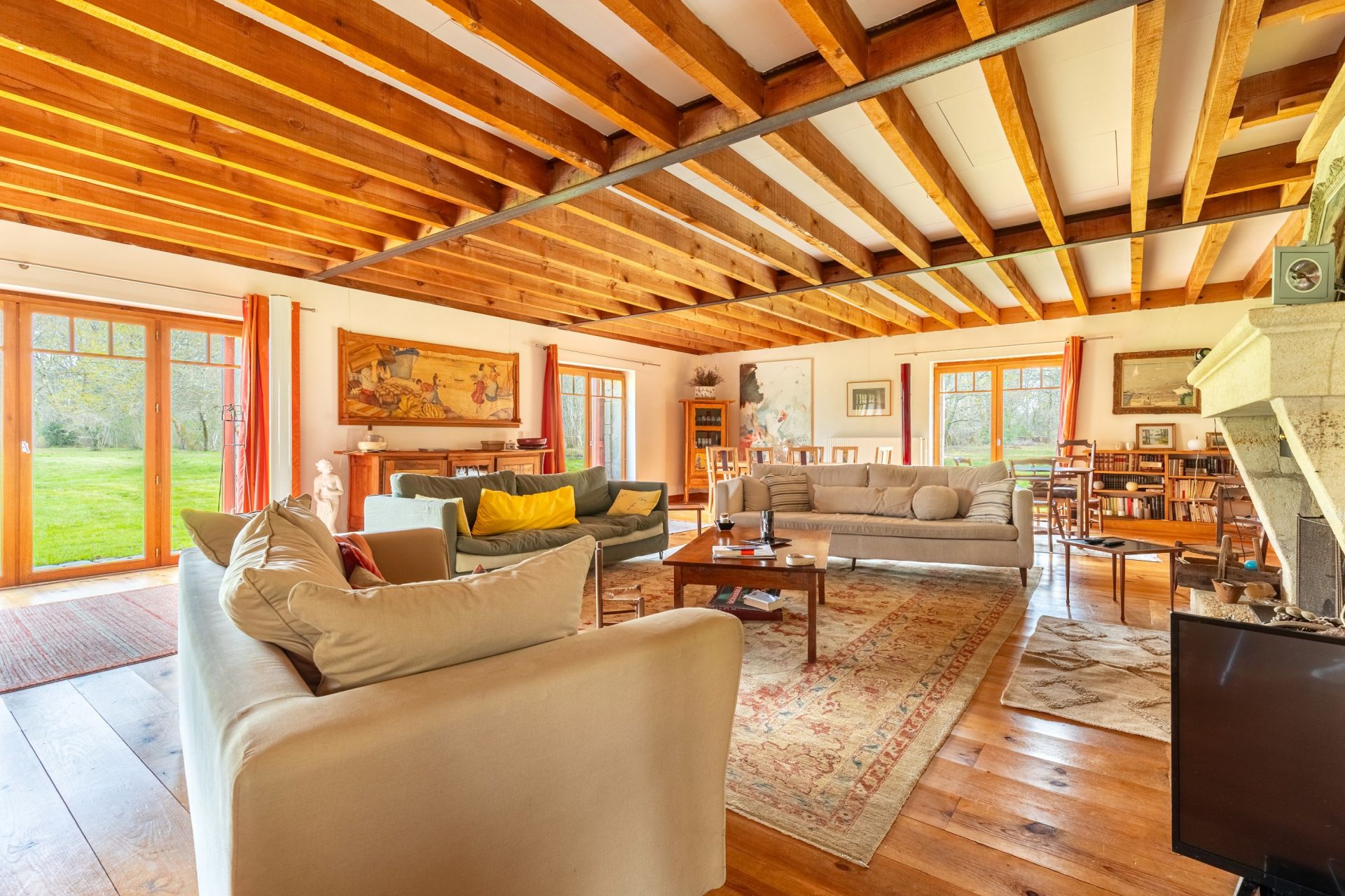 house 7 Rooms for sale on ARES (33740)