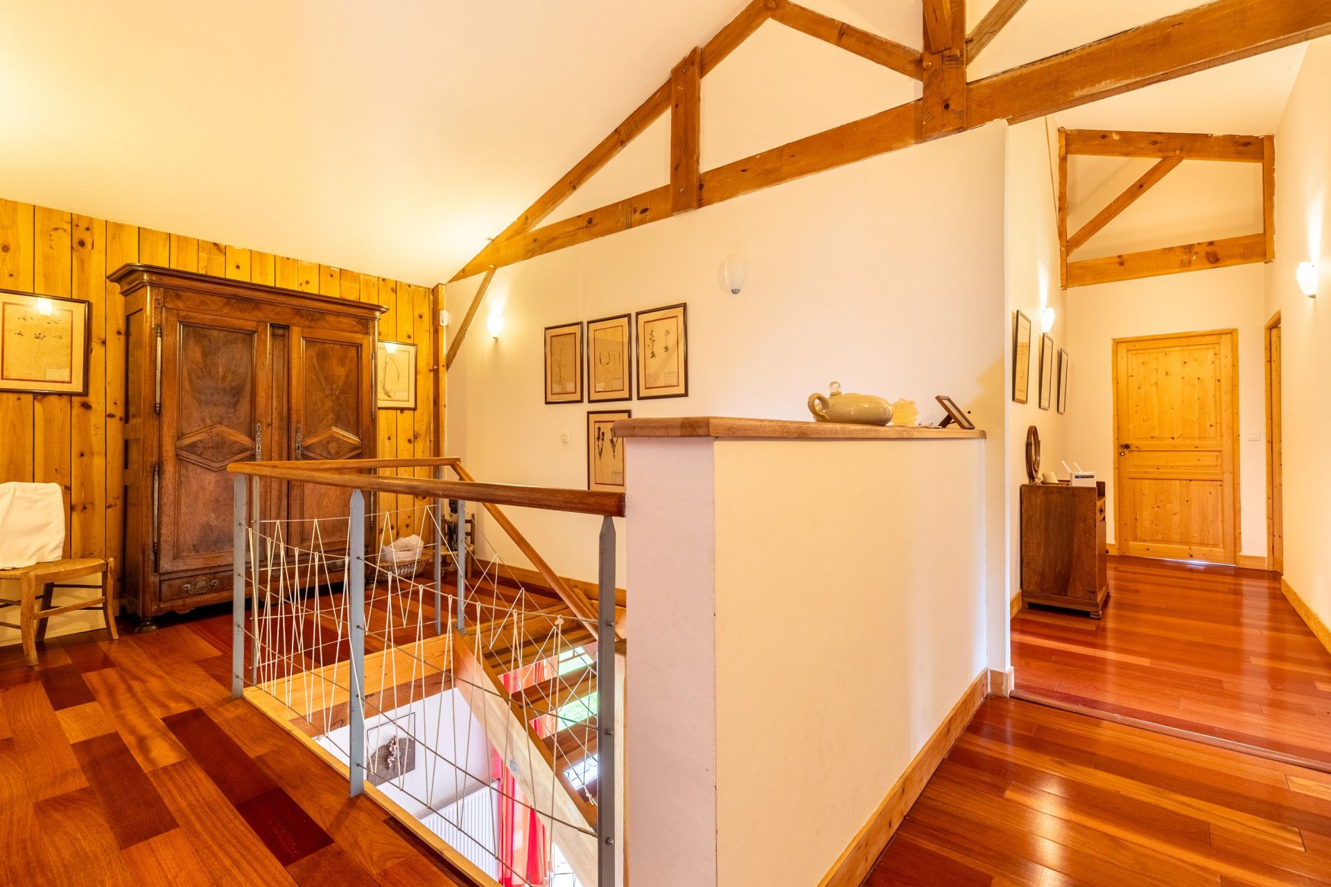 house 7 Rooms for sale on ARES (33740)