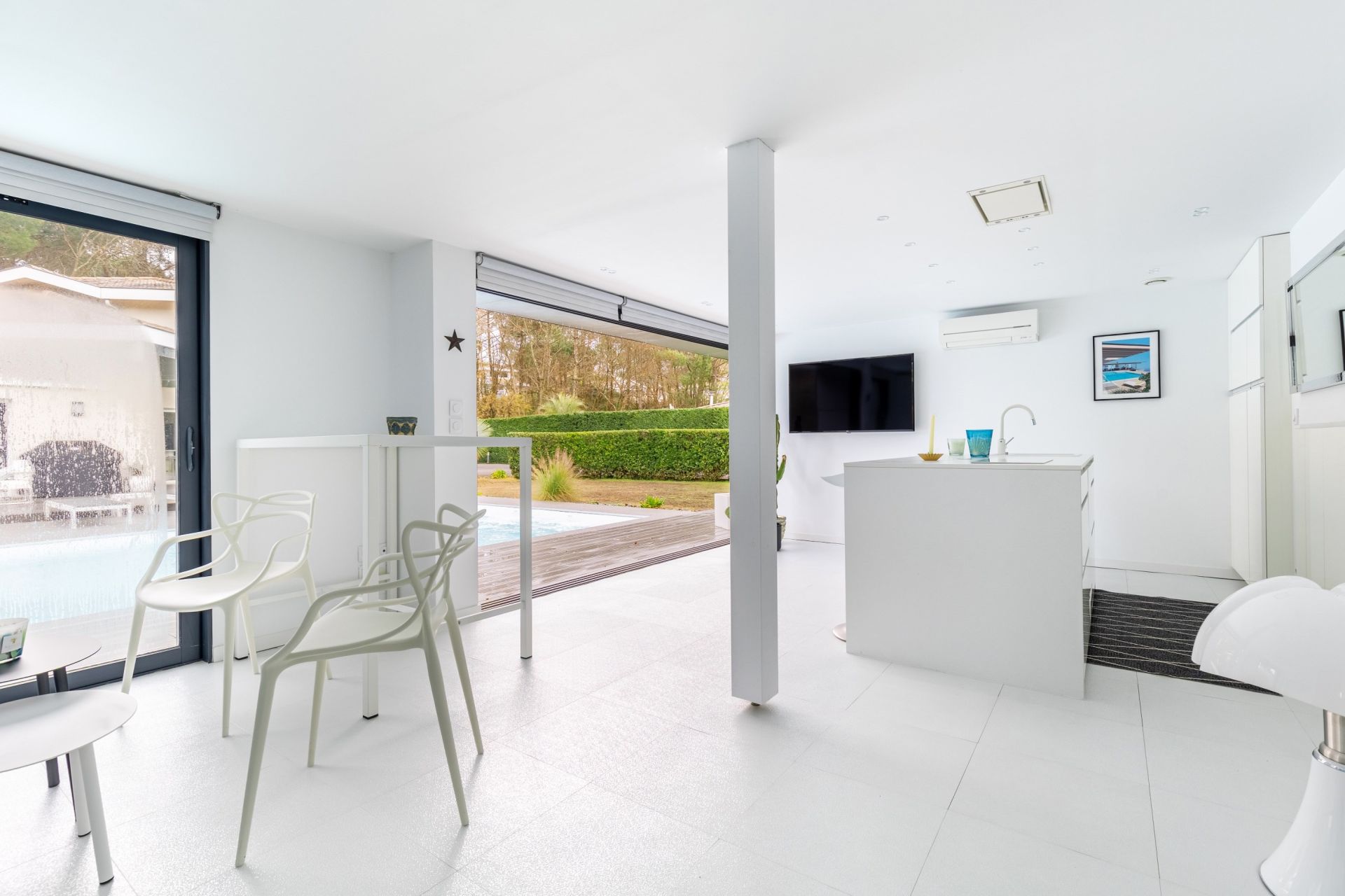 house 7 Rooms for sale on LA TESTE DE BUCH (33115)