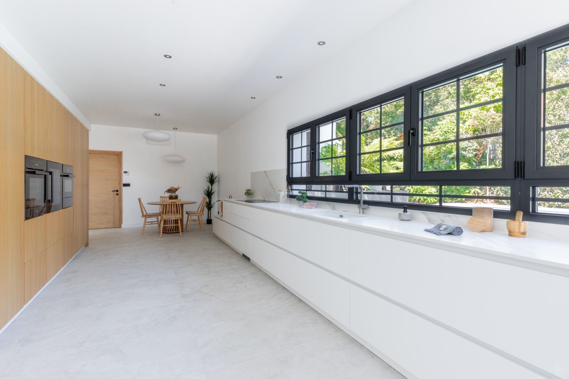 villa 7 Rooms for sale on ARCACHON (33120)