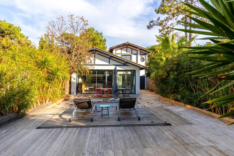 house 7 Rooms for sale on PYLA SUR MER (33115)