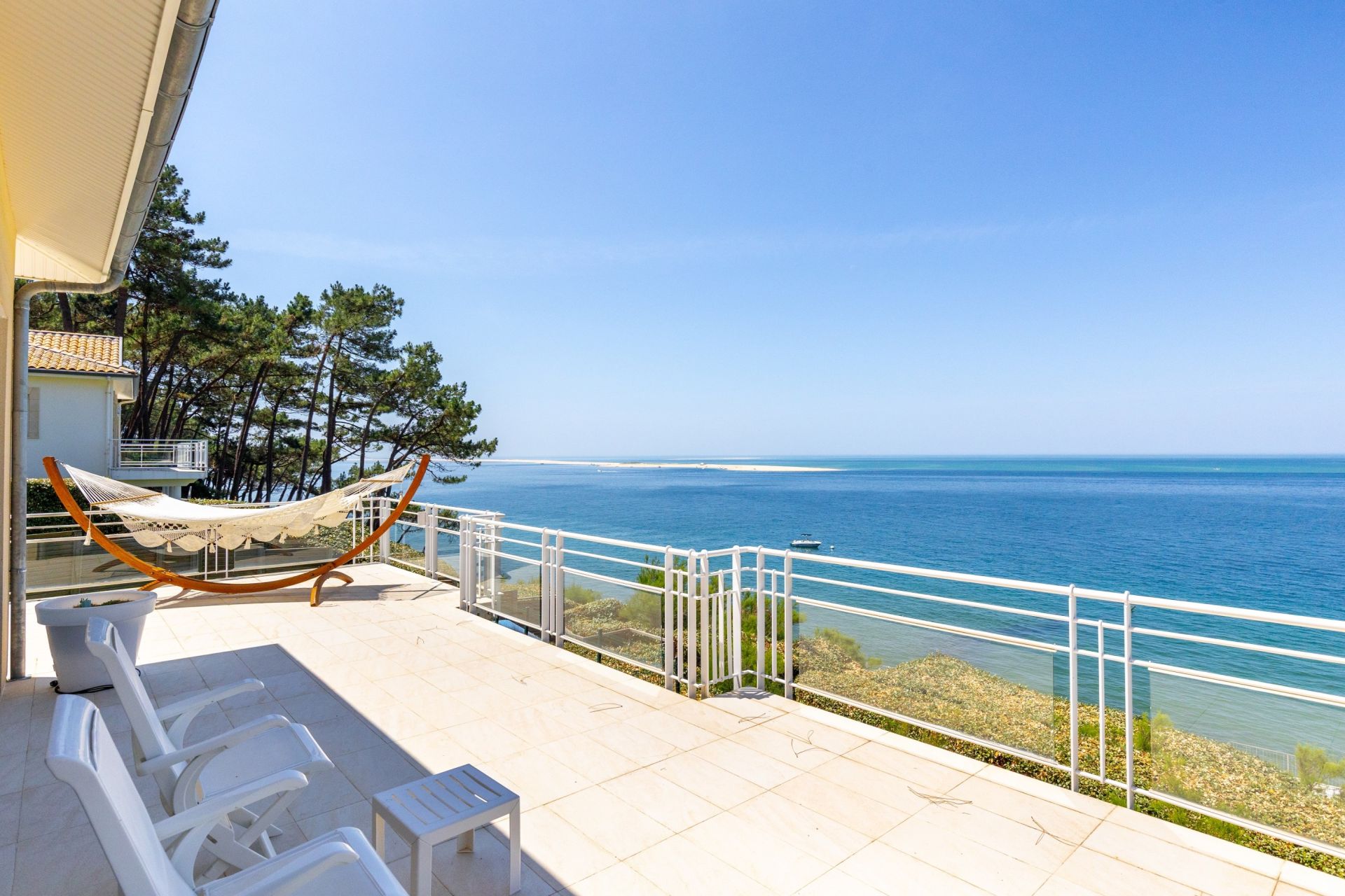 house 10 Rooms for sale on PYLA SUR MER (33115)