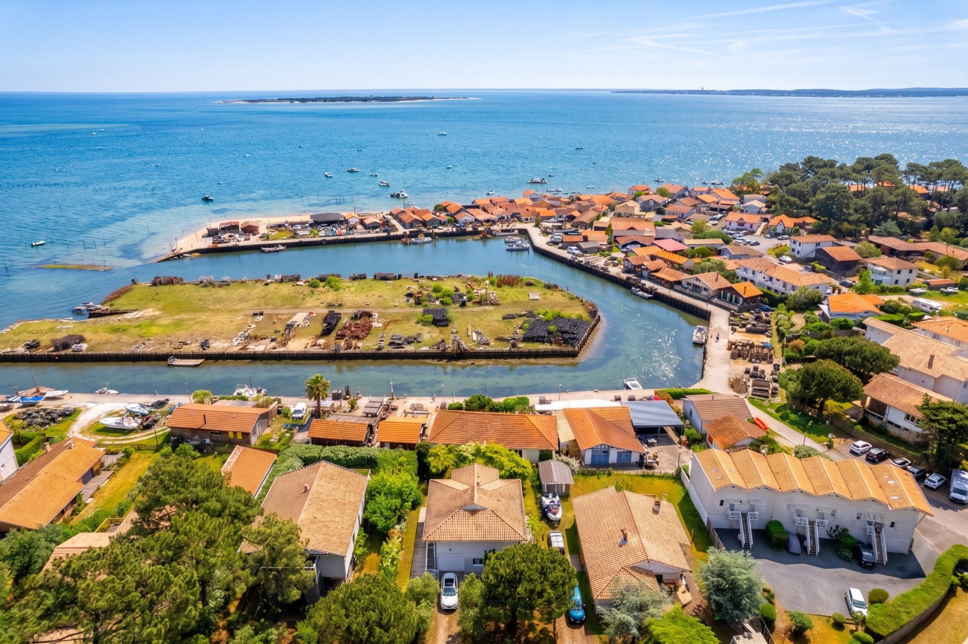 maison 6 Pièces en vente sur CAP FERRET (33970)