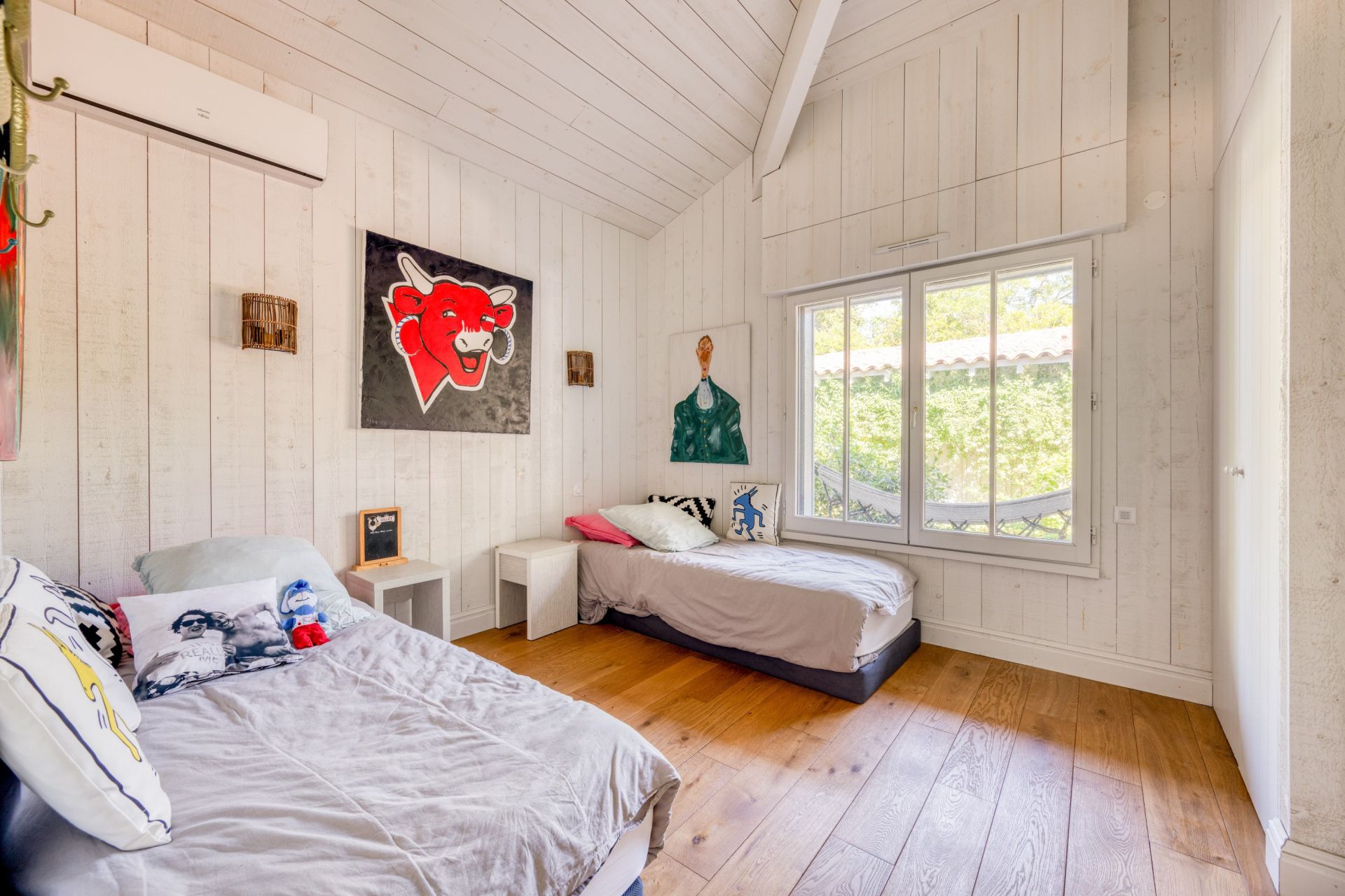 house 6 Rooms for sale on CAP FERRET (33970)