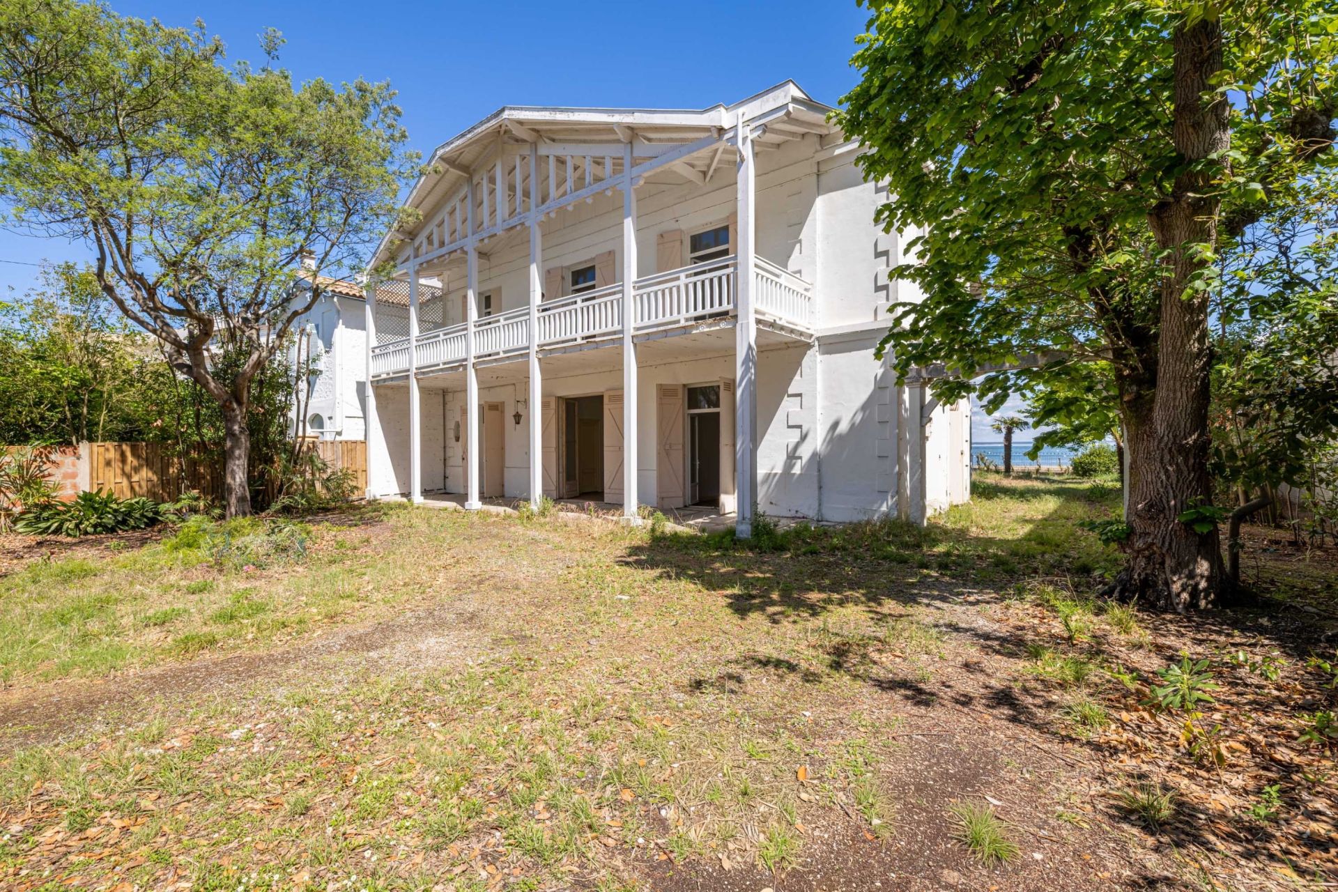 house 10 Rooms for sale on ARCACHON (33120)