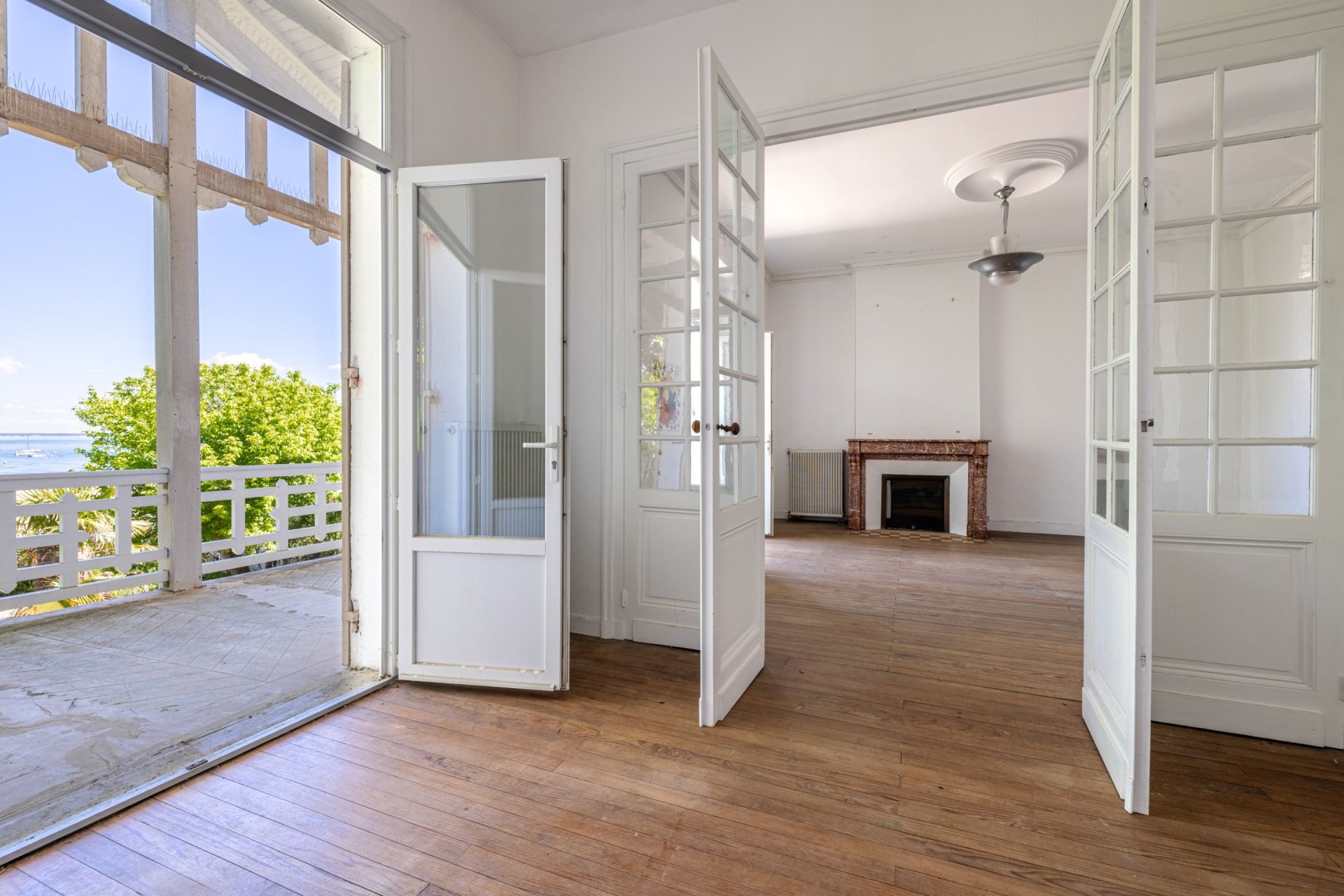 house 10 Rooms for sale on ARCACHON (33120)