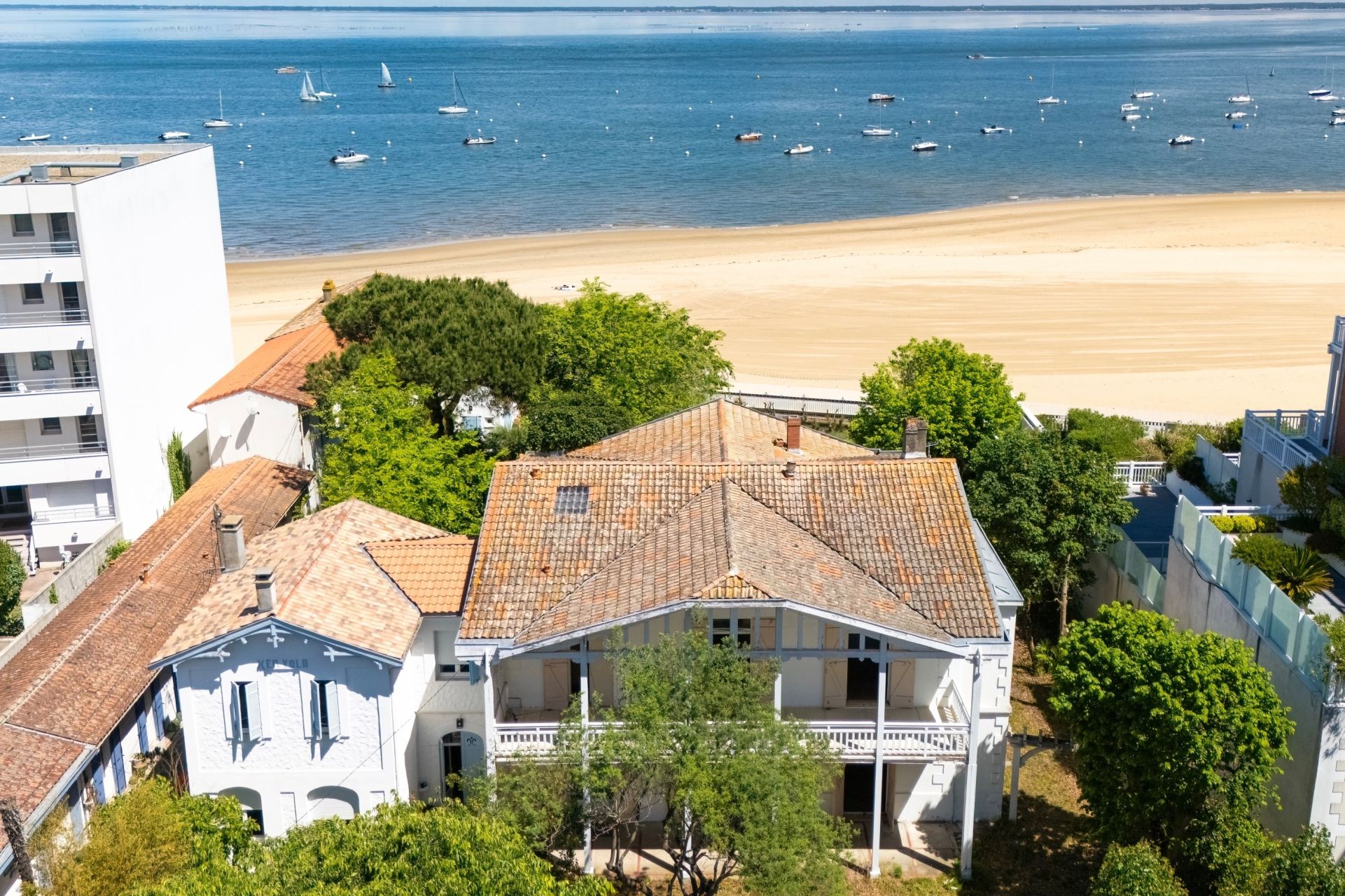 house 10 Rooms for sale on ARCACHON (33120)