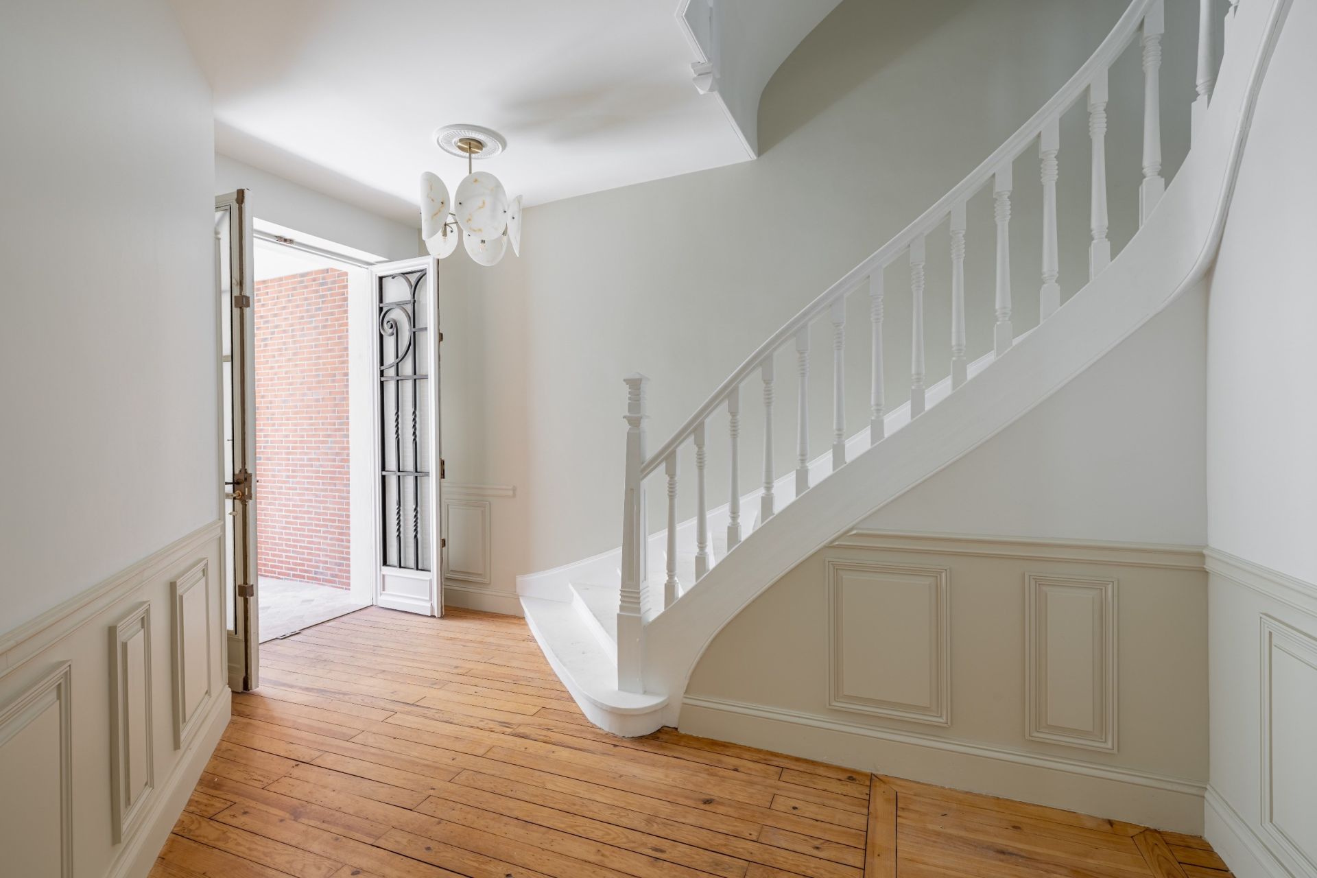 house 12 Rooms for sale on ARCACHON (33120)