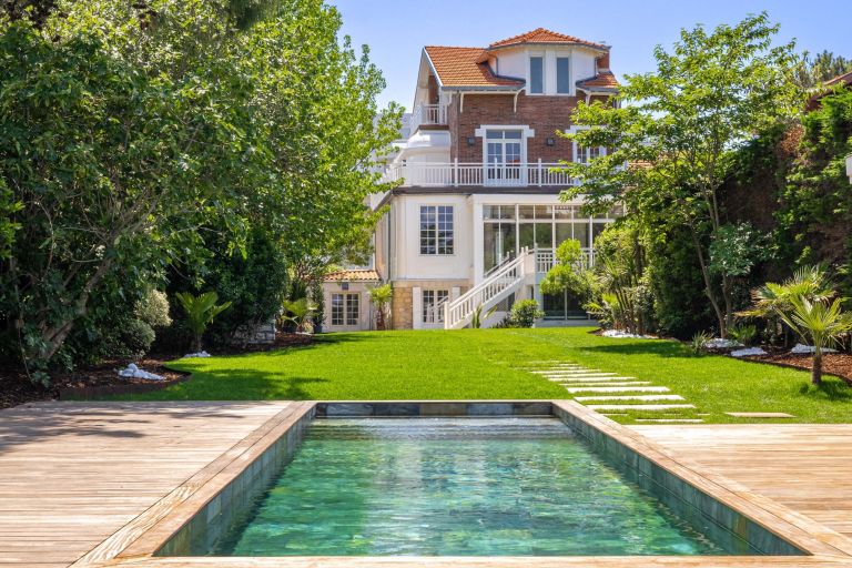 maison 12 Pièces en vente sur ARCACHON (33120)