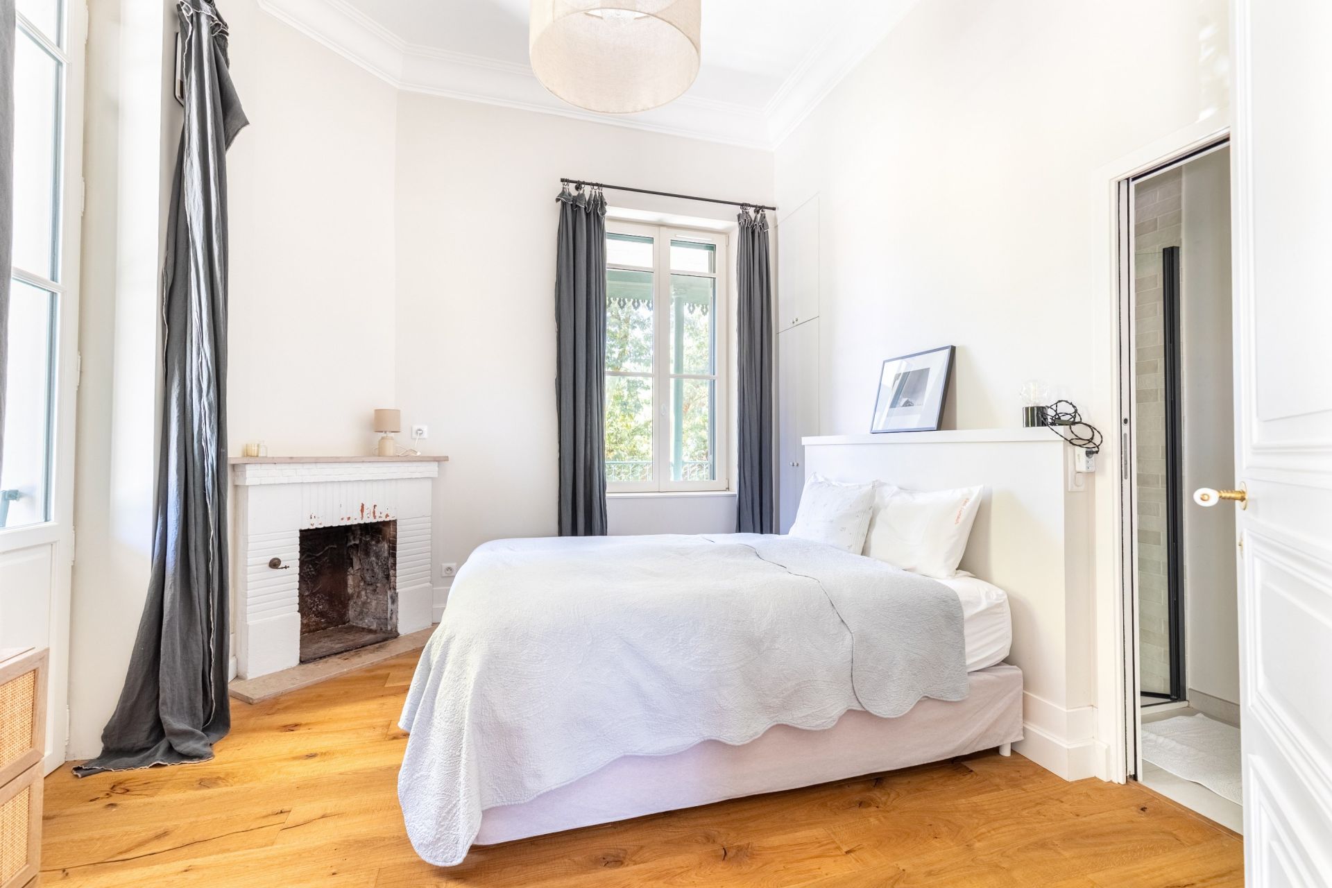 house 12 Rooms for sale on GUJAN MESTRAS (33470)