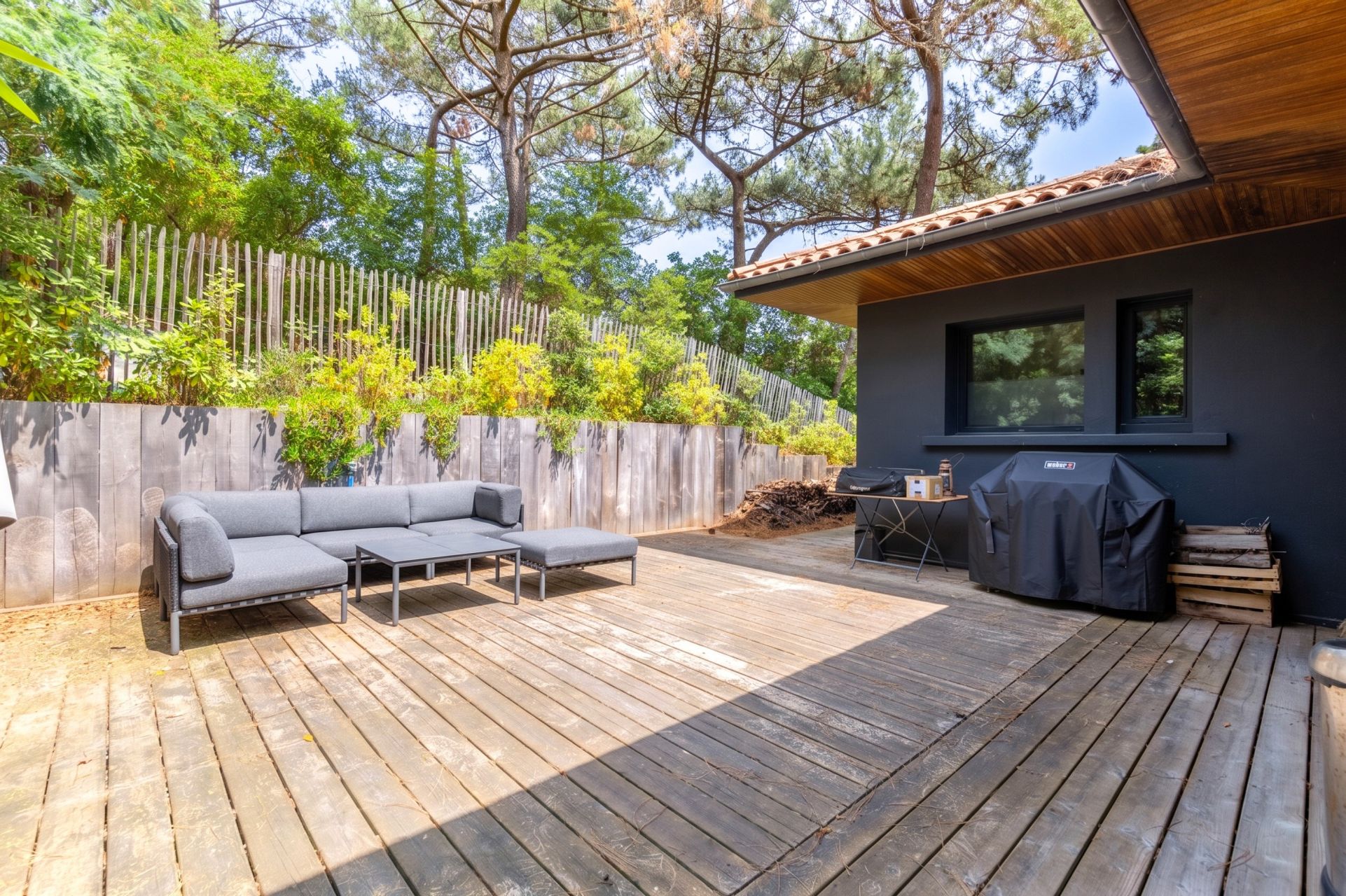 house 6 Rooms for sale on CAP FERRET (33970)