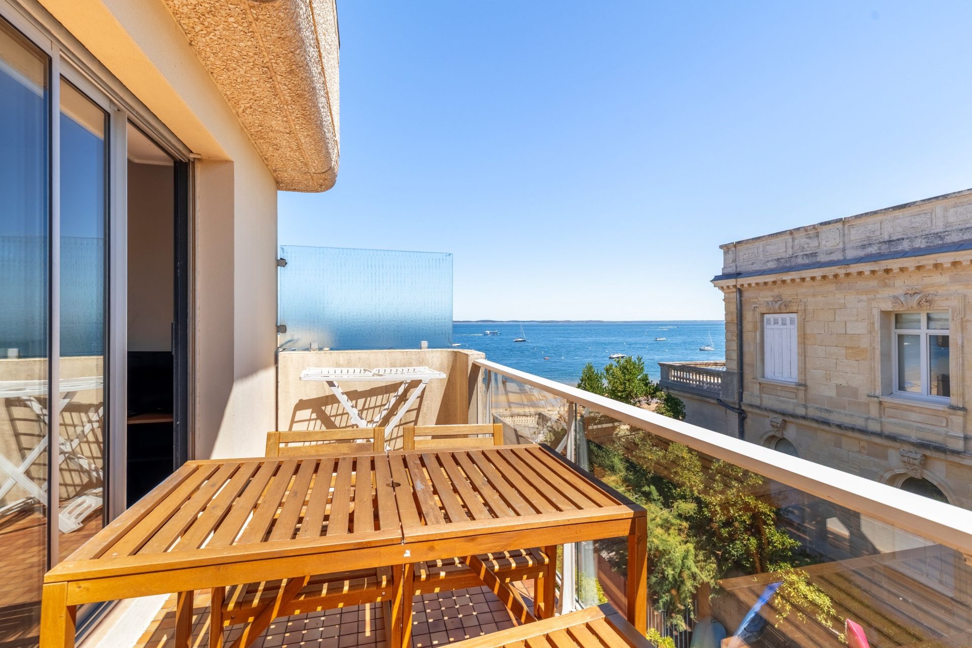 apartment 3 Rooms for sale on ARCACHON (33120)