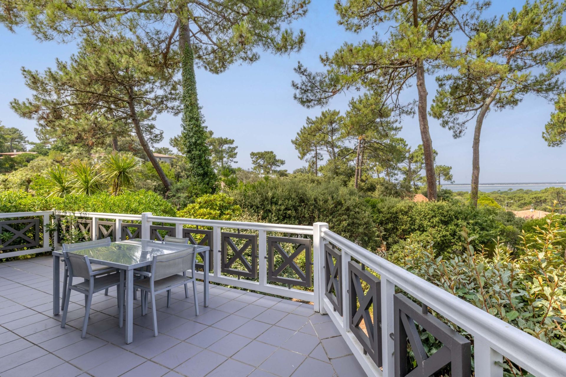 house 5 Rooms for sale on PYLA SUR MER (33115)
