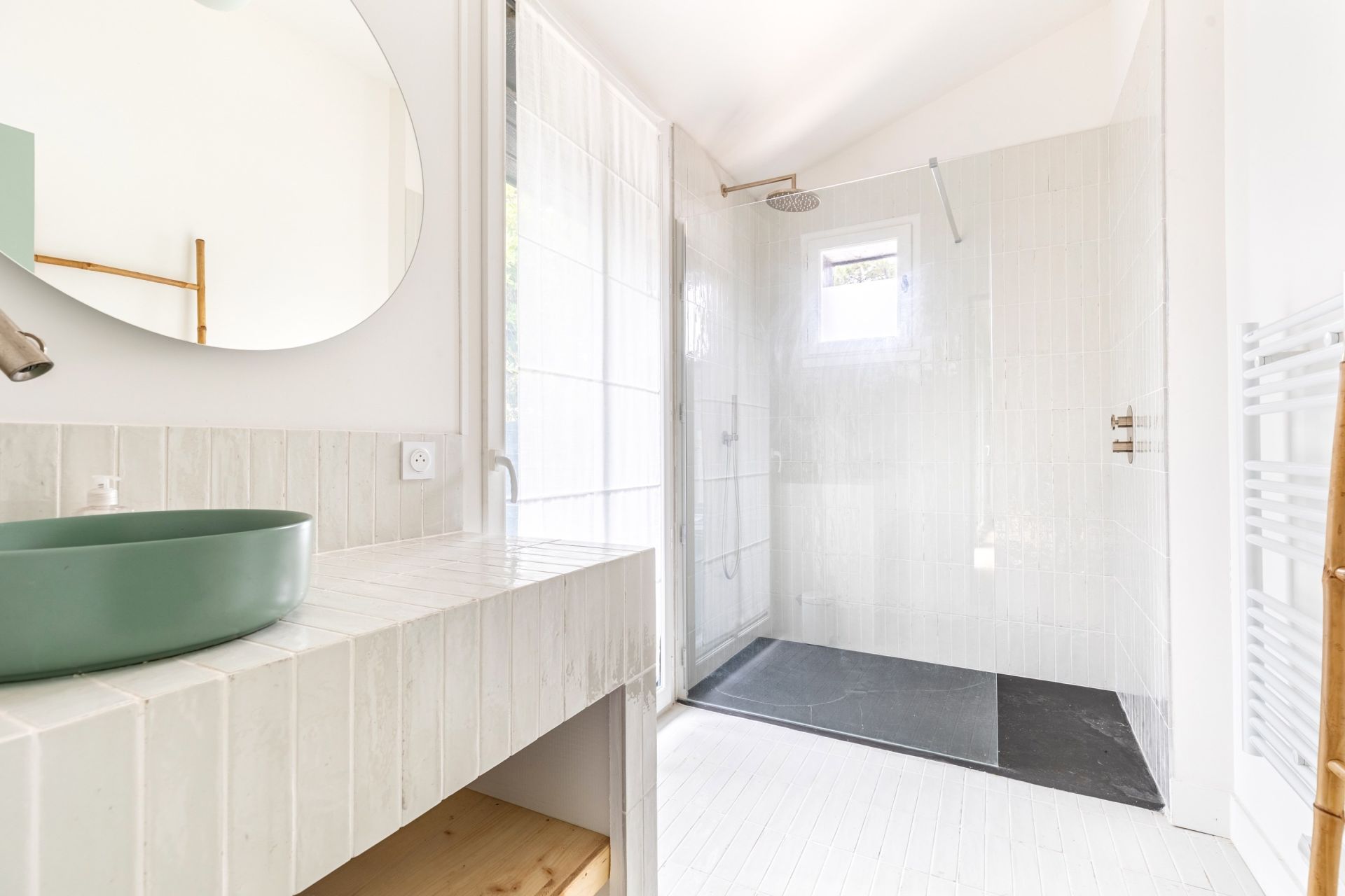 house 5 Rooms for sale on CAP FERRET (33970)