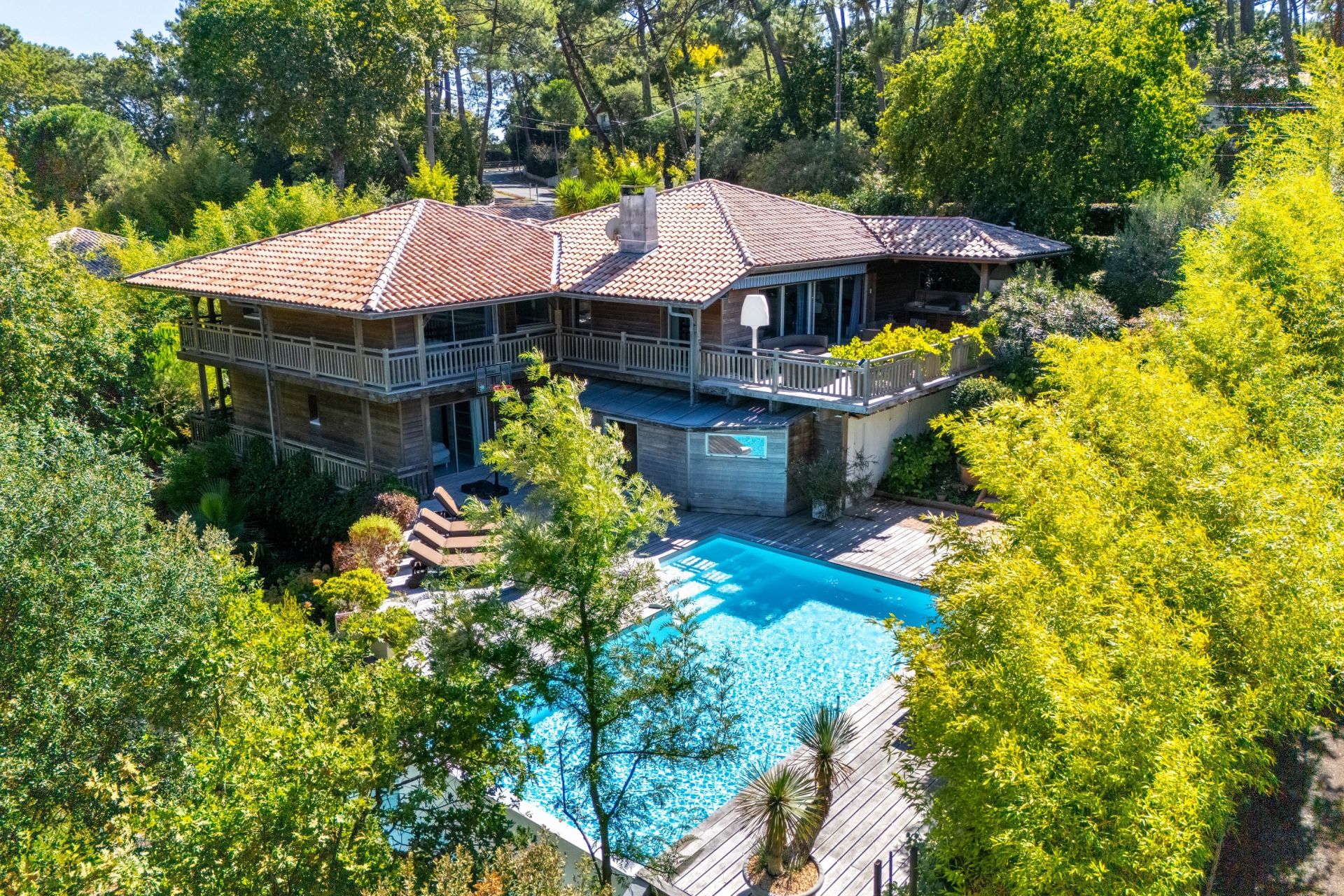 house 10 Rooms for sale on PYLA SUR MER (33115)