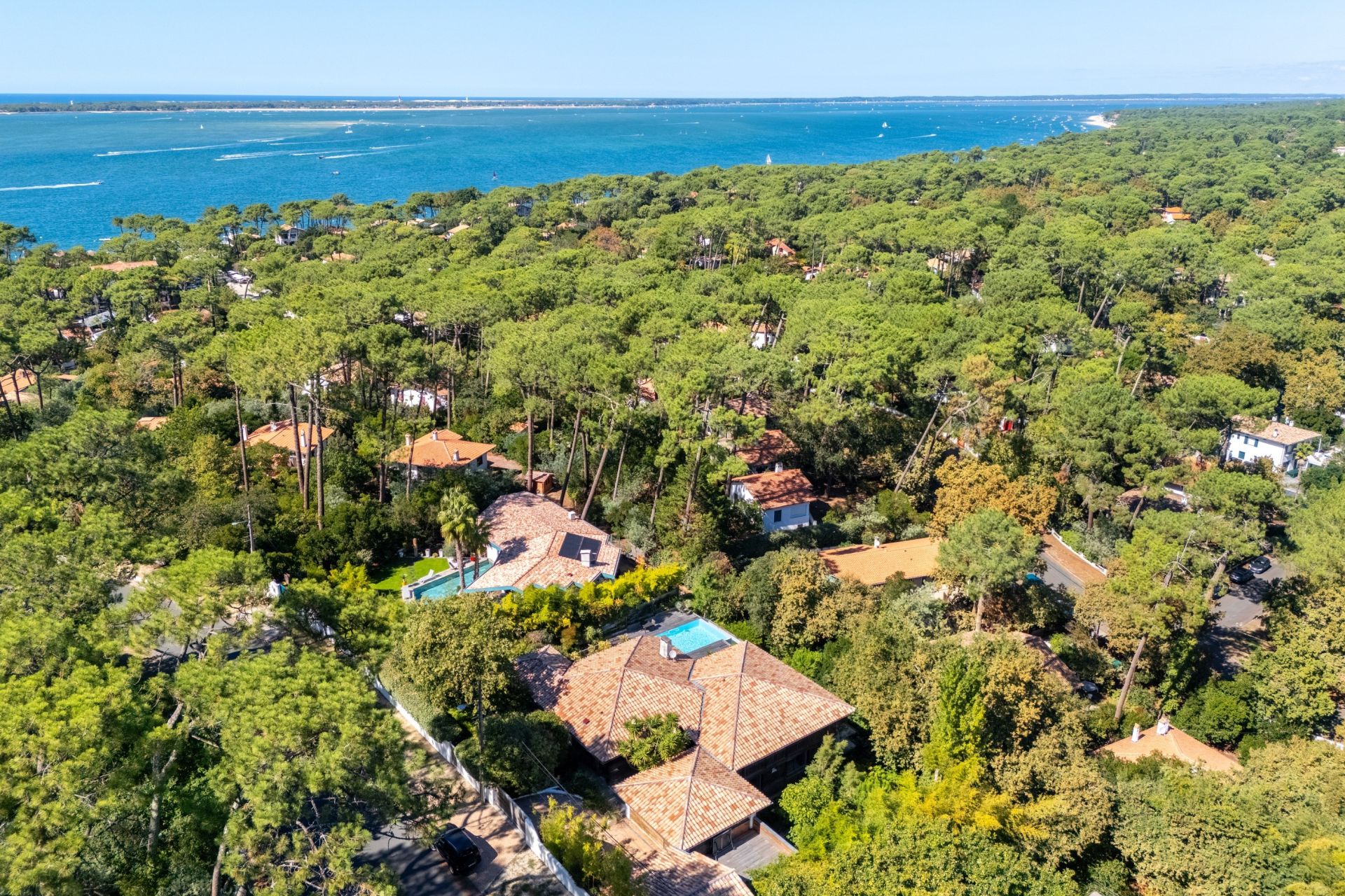 house 10 Rooms for sale on PYLA SUR MER (33115)