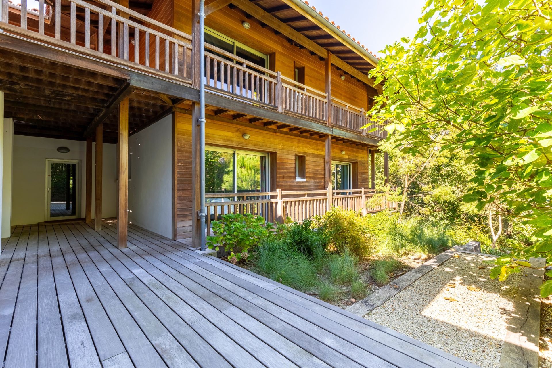 house 10 Rooms for sale on PYLA SUR MER (33115)